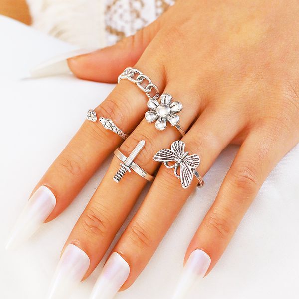 s2672 fashion jewelry knuckle ring set silver butterfly flower chain pattern snake sword stacking rings midi rings sets 5pcs/set
s2672 fashion jewelry knuckle ring set silver butterfly flower chain pattern snake sword stacking rings midi rings sets 5pcs/set