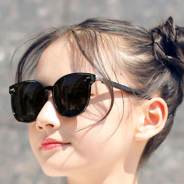 2020 new fashion personality children's presch sunglasses polarizing sunglasses anti ultraviolet korean version for men and women, White;black
2020 new fashion personality children's presch sunglasses polarizing sunglasses anti ultraviolet korean version for men and women, White;black