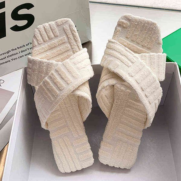 slippers new cross women towel pattern upper design fashion embossed big size home all match sandals candy color flat shoes 220304, Black
slippers new cross women towel pattern upper design fashion embossed big size home all match sandals candy color flat shoes 220304, Black