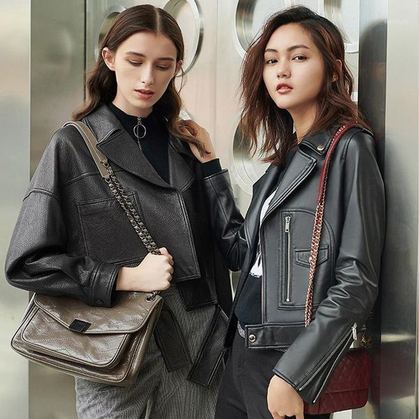 2020 fashion women autumn black red faux leather jackets lady bomber motorcycle biker outwear coat zipper rivet female jacket1
2020 fashion women autumn black red faux leather jackets lady bomber motorcycle biker outwear coat zipper rivet female jacket1