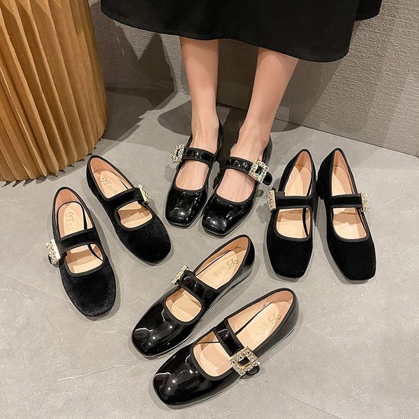 crystal buckle square toe casual woman shoe autumn ballet flats female footwear rhinestone new fall ballerinas dress leisure med, Black;white
crystal buckle square toe casual woman shoe autumn ballet flats female footwear rhinestone new fall ballerinas dress leisure med, Black;white