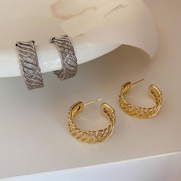 uilz trendy hollow hoop earrings simple design circle statement oorbel metal geometric fashion jewelry cel695, Golden;silver
uilz trendy hollow hoop earrings simple design circle statement oorbel metal geometric fashion jewelry cel695, Golden;silver