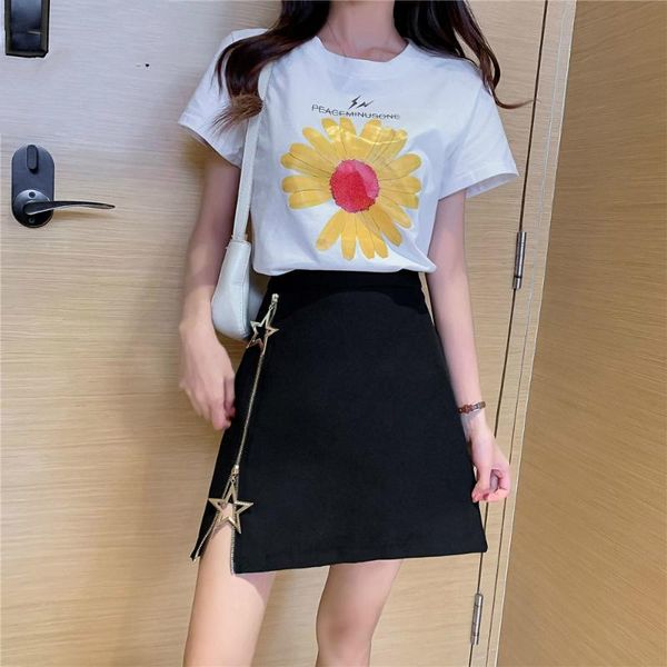 skirts 2021 spring/summer temperament high-waisted fashion woman penta star decorated student cute black y2k zipper mini
skirts 2021 spring/summer temperament high-waisted fashion woman penta star decorated student cute black y2k zipper mini