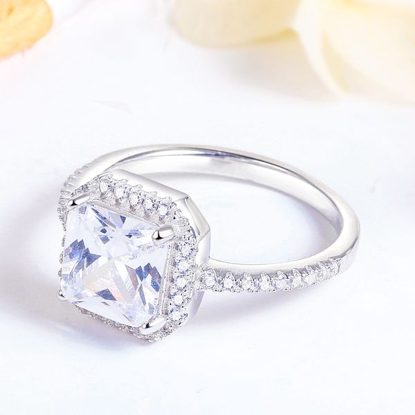 fashion tonglin amazon creative s925 sterling silver ring simulation diamond ring female ring ornament generation fashion desig
fashion tonglin amazon creative s925 sterling silver ring simulation diamond ring female ring ornament generation fashion desig