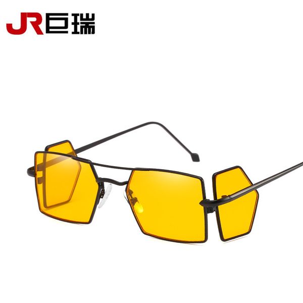 new style metal four lens personalized fashionable people's same windproof ocean film sunglasses, White;black
new style metal four lens personalized fashionable people's same windproof ocean film sunglasses, White;black