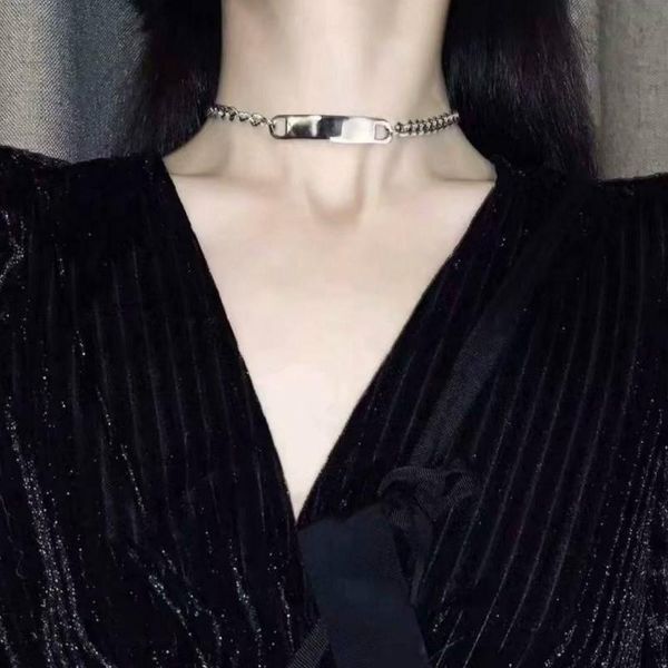 chokers kpop female student metal neck necklace brand pendant creative clavicle chain jewelry for women wholesale, Golden;silver
chokers kpop female student metal neck necklace brand pendant creative clavicle chain jewelry for women wholesale, Golden;silver