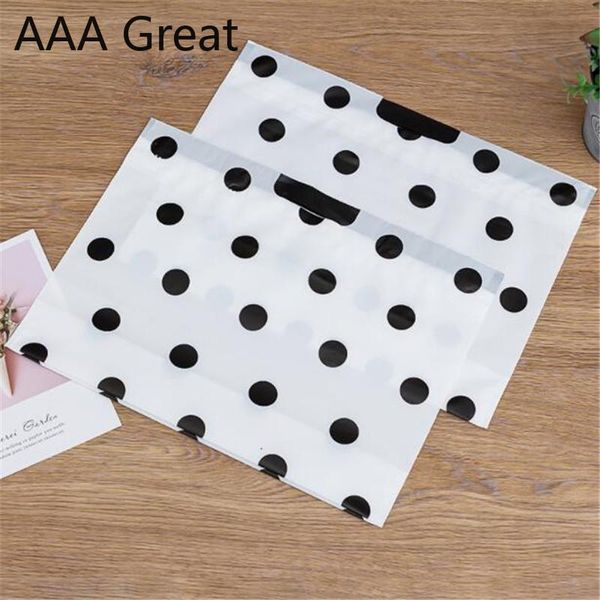 50pcs/lot packaging bags plastic shopping bag handle gift bags dots christmas supermarket clothes birthday wedding party pouches
50pcs/lot packaging bags plastic shopping bag handle gift bags dots christmas supermarket clothes birthday wedding party pouches