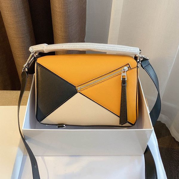 дизайнер роскошные сумки кошельки женщины crossbody из натуральной кожи мода малый квадратные сумки на ремне сумки сумка
дизайнер роскошные сумки кошельки женщины crossbody из натуральной кожи мода малый квадратные сумки на ремне сумки сумка