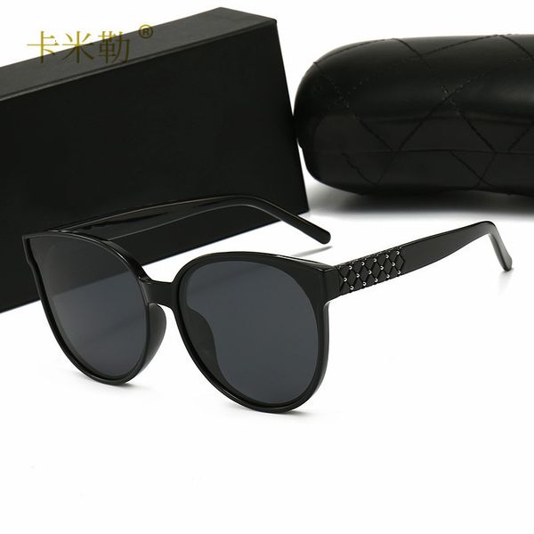 2021 new women's polarized fashion oval face driving holiday sunglasses 558 kml-designer, White;black
2021 new women's polarized fashion oval face driving holiday sunglasses 558 kml-designer, White;black