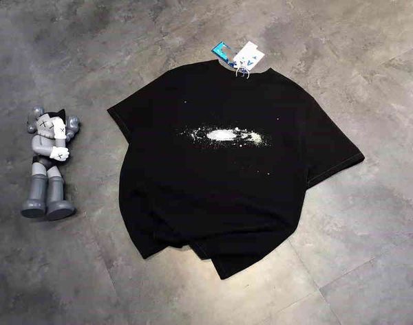 2022 factory wholesale new fashion round neck jet printed short sleeve t-shirt for men and women, White
2022 factory wholesale new fashion round neck jet printed short sleeve t-shirt for men and women, White