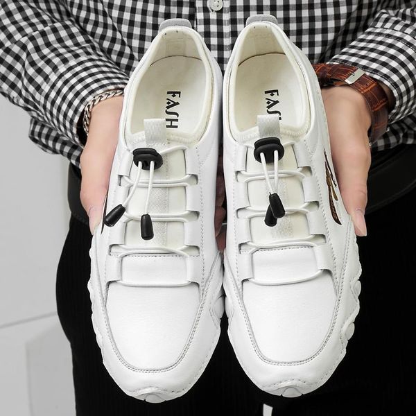 2020 new white shoes men's summer breathable peas shoes men's korean leather large size british style casual, Black
2020 new white shoes men's summer breathable peas shoes men's korean leather large size british style casual, Black