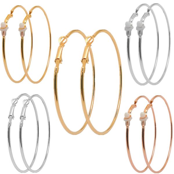 new vintage silver gold rose gold black color no hole piercing earrings clip for women fashion oversize circle earring, Golden;silver
new vintage silver gold rose gold black color no hole piercing earrings clip for women fashion oversize circle earring, Golden;silver