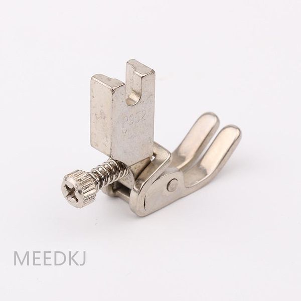 1pcs adjustable folding and wrinkling presser foot for fittings of industrial electric sewing machine, Black
1pcs adjustable folding and wrinkling presser foot for fittings of industrial electric sewing machine, Black