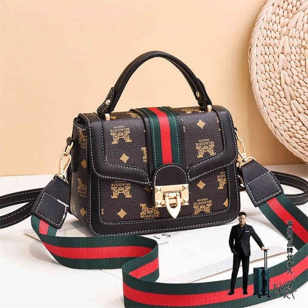 outlet sale 80% off women's new bag, korean style, fashionable and versatile small fresh one shoulder cross carry square bag
outlet sale 80% off women's new bag, korean style, fashionable and versatile small fresh one shoulder cross carry square bag