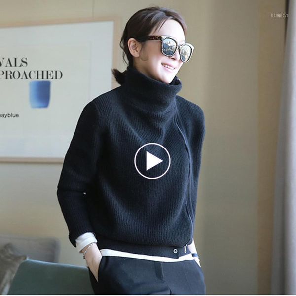 2018 autumn and winter new high necked cashmere sweater women's cardigan short loose zipper long sleeved sweater coat.1, White;black
2018 autumn and winter new high necked cashmere sweater women's cardigan short loose zipper long sleeved sweater coat.1, White;black
