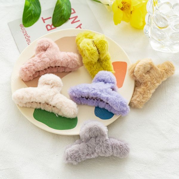 2021 autumn winter fashion solid color sweet gentle hair claws plush side clip bb clip for women elastic girls hair accessories, Slivery;white
2021 autumn winter fashion solid color sweet gentle hair claws plush side clip bb clip for women elastic girls hair accessories, Slivery;white
