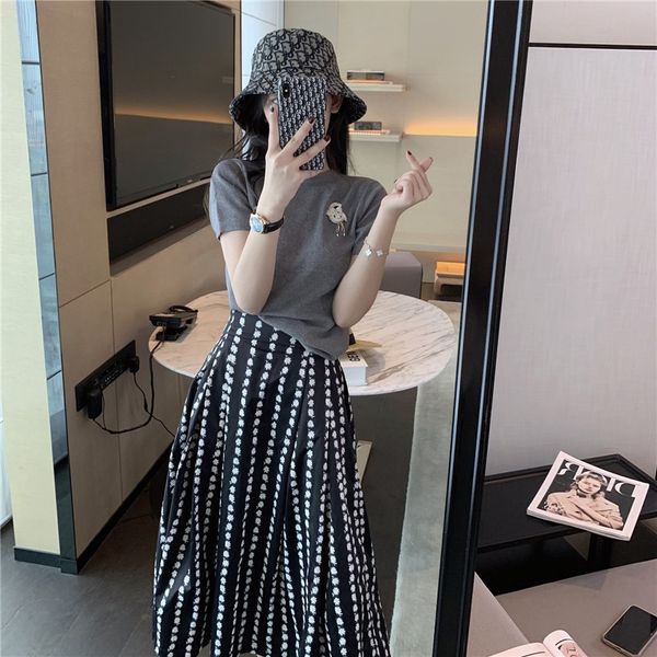 2020 new small person wear with high foreign style light mature temperament goddess style skirt two suit piece suit xia 0901 ysrgh, Gray
2020 new small person wear with high foreign style light mature temperament goddess style skirt two suit piece suit xia 0901 ysrgh, Gray