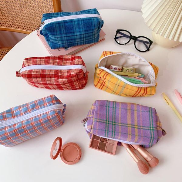 cosmetic bags & cases kawaii plaid bag portable large capacity girl pencil case storage pouch toiletries for women1
cosmetic bags & cases kawaii plaid bag portable large capacity girl pencil case storage pouch toiletries for women1