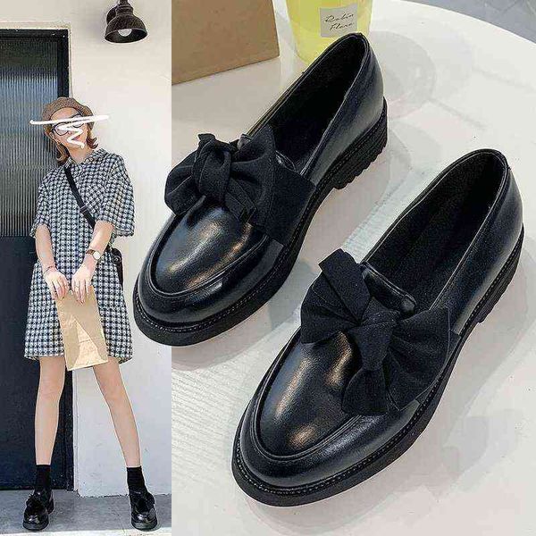 2022 new women loafers bowtie slip on shoes female boat shoes black oxford casual patent leather
2022 new women loafers bowtie slip on shoes female boat shoes black oxford casual patent leather