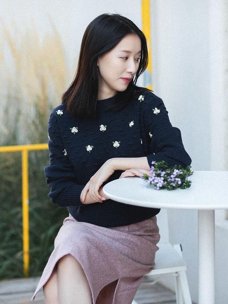 women's sweaters cynthia women sweater female vintage o-neck autumn winter embroidery knitwear pullover fans +3% discount 20qdm-0891, White;black
women's sweaters cynthia women sweater female vintage o-neck autumn winter embroidery knitwear pullover fans +3% discount 20qdm-0891, White;black