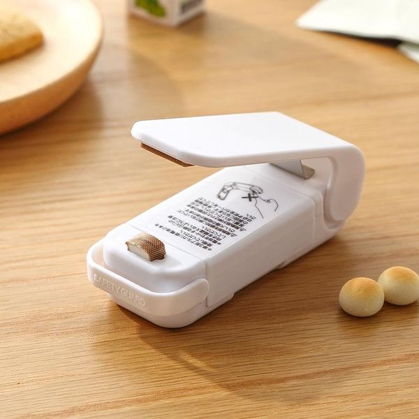 portable heat sealer plastic package storage bag mini sealing machine handy sticker and seals for food snack kitchen accessories bbyqag
portable heat sealer plastic package storage bag mini sealing machine handy sticker and seals for food snack kitchen accessories bbyqag