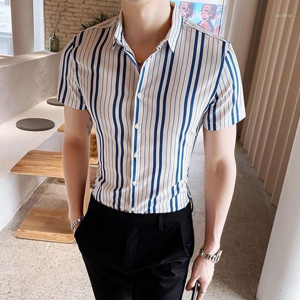 men shirts 2020 summer casual striped short sleeve streetwear brand business male vertical blouses1, White;black
men shirts 2020 summer casual striped short sleeve streetwear brand business male vertical blouses1, White;black