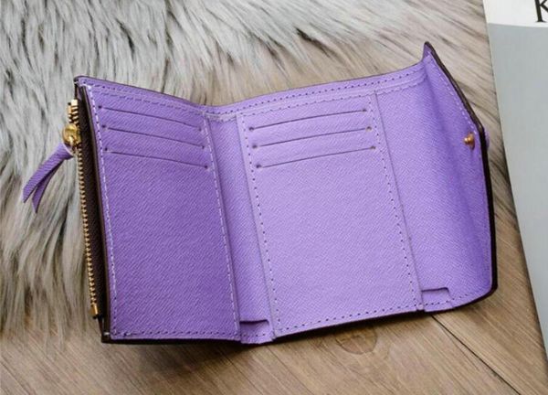 2021 new zipper victorine emilie button women short wallets fashion shows exotic leather pouch round coin purse card holder m62472, Red;black
2021 new zipper victorine emilie button women short wallets fashion shows exotic leather pouch round coin purse card holder m62472, Red;black