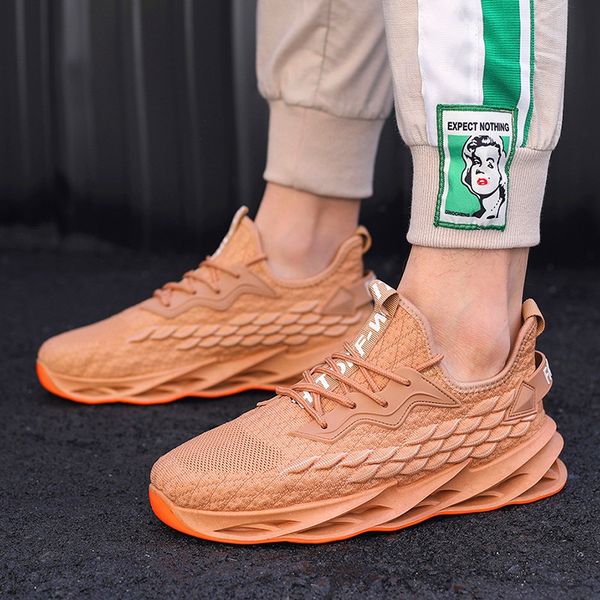 124new lightweight man wild casual fashion net comfortable and lead to outdoor running shoes more size 124;, Black;brown
124new lightweight man wild casual fashion net comfortable and lead to outdoor running shoes more size 124;, Black;brown
