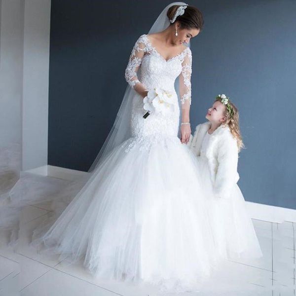 3/4 long sleeves mermaid lace wedding dresses 2021 with appiques v neck court train tulle backless wedding bridal gowns, White
3/4 long sleeves mermaid lace wedding dresses 2021 with appiques v neck court train tulle backless wedding bridal gowns, White