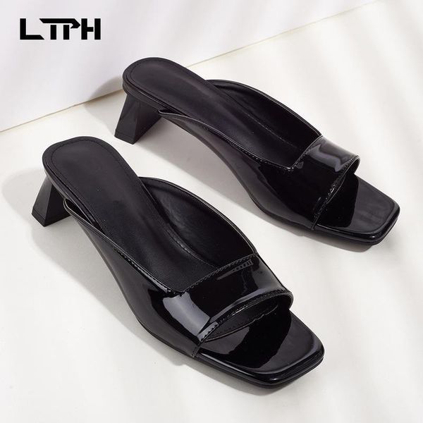 lpth sandals 2020 summer new large size fashion wear sandals solid color wild thick with non-lace sleeve low heel shoes women1, Black
lpth sandals 2020 summer new large size fashion wear sandals solid color wild thick with non-lace sleeve low heel shoes women1, Black