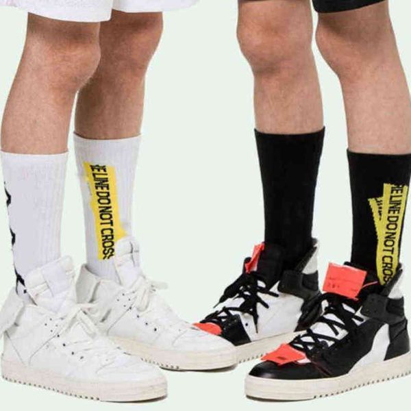 brand fashion offs socks arrow warning line straight board tide sock luxury cotton sports long tube sweat absorbing breathable stockings lz4, Black
brand fashion offs socks arrow warning line straight board tide sock luxury cotton sports long tube sweat absorbing breathable stockings lz4, Black