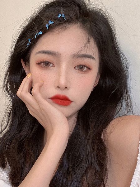 japanese korean sweet blue butterfly hairpin a set of women's net red simple and compact personality one character clip sen series
japanese korean sweet blue butterfly hairpin a set of women's net red simple and compact personality one character clip sen series