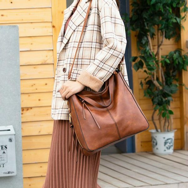 cross body handle bags for women 2021 soft leather hand bag ladies clutch purses female shoulder large pouch designer
cross body handle bags for women 2021 soft leather hand bag ladies clutch purses female shoulder large pouch designer