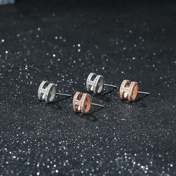 fashion s925 sterling silver h diamond letters stud earrings for women version wild internet celebrity english h earrings silver jewelry sho
fashion s925 sterling silver h diamond letters stud earrings for women version wild internet celebrity english h earrings silver jewelry sho