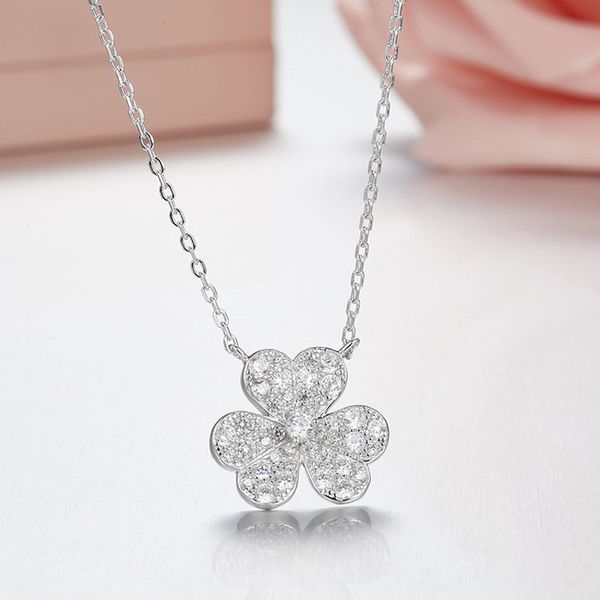 sljely brand design 925 sterling silver micro cubic zirconia three leaves flower clover pendant necklace women luxury jewelry q0531
sljely brand design 925 sterling silver micro cubic zirconia three leaves flower clover pendant necklace women luxury jewelry q0531