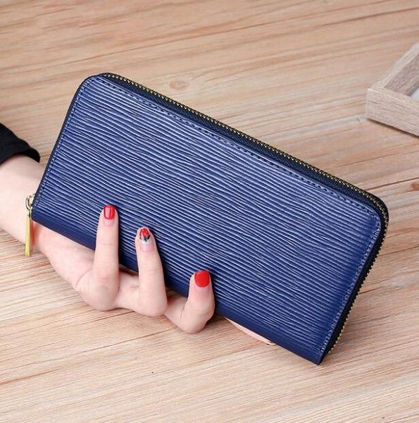 wholesale women handbag joker long wallet multifunctional striped wallet outdoor fashion casual leather storage wallet for men and women, Red;black
wholesale women handbag joker long wallet multifunctional striped wallet outdoor fashion casual leather storage wallet for men and women, Red;black