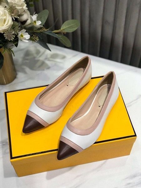 these are a pair of dress shoes designed by a luxury designer that can be worn in a variety of colors for everyday parties htr54, Black
these are a pair of dress shoes designed by a luxury designer that can be worn in a variety of colors for everyday parties htr54, Black