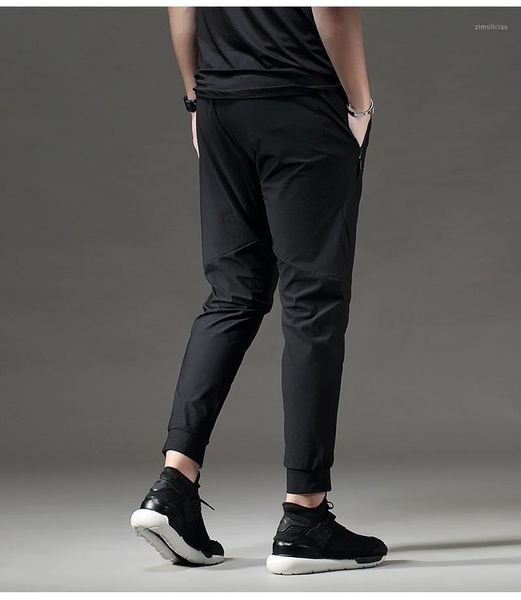 running pants men yoga training basketball football sport jogging fitness long leggings ice silk high elastic quick drying pants1, Black;blue
running pants men yoga training basketball football sport jogging fitness long leggings ice silk high elastic quick drying pants1, Black;blue
