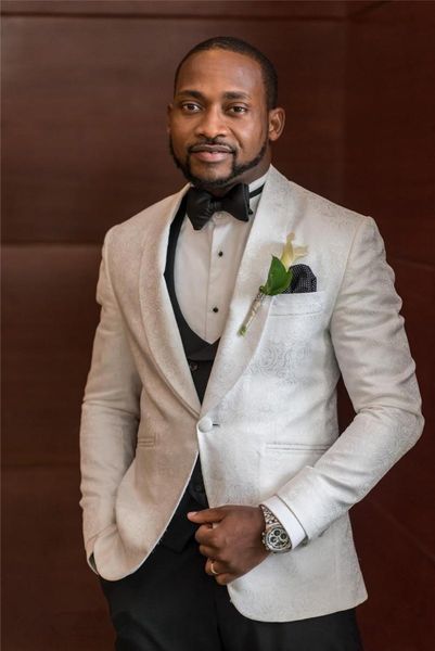 new white embrodiery groom tuxedos mens wedding suits printed shawl lapel groomsmen evening prom party blazer man suit cust, White;black
new white embrodiery groom tuxedos mens wedding suits printed shawl lapel groomsmen evening prom party blazer man suit cust, White;black