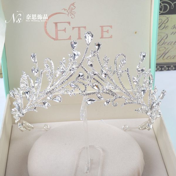 nice bridal headdress net red girl 18 years old super fairy sweet korean dress wedding crown studio, Silver
nice bridal headdress net red girl 18 years old super fairy sweet korean dress wedding crown studio, Silver