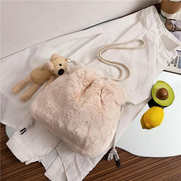 shoulder bags cute faux fur bag women's messenger single pull out pendant plush bucket can store personal belongings
shoulder bags cute faux fur bag women's messenger single pull out pendant plush bucket can store personal belongings