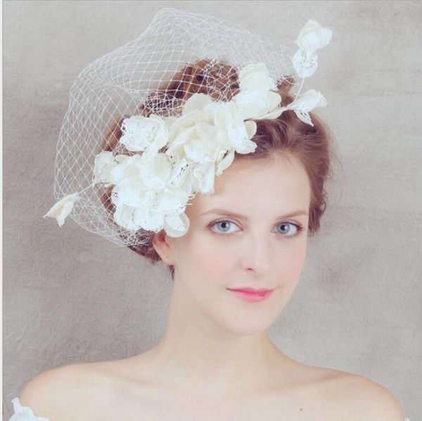 good quality new white birdcage net wedding bridal fascinator face veils feather flower with hairpins wholesale ing, Slivery;white
good quality new white birdcage net wedding bridal fascinator face veils feather flower with hairpins wholesale ing, Slivery;white