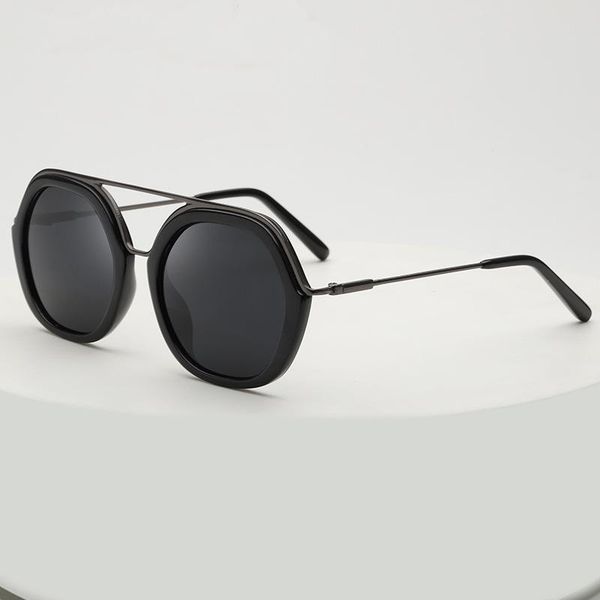 sunglasses square metal dazzling color toad mirror gafas de sol los hombres, White;black
sunglasses square metal dazzling color toad mirror gafas de sol los hombres, White;black