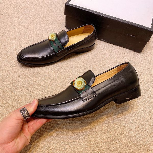 classic men shoes breathable comfortable men loafers luxury brands men dress shoes for wedding dating men's flats, Black
classic men shoes breathable comfortable men loafers luxury brands men dress shoes for wedding dating men's flats, Black