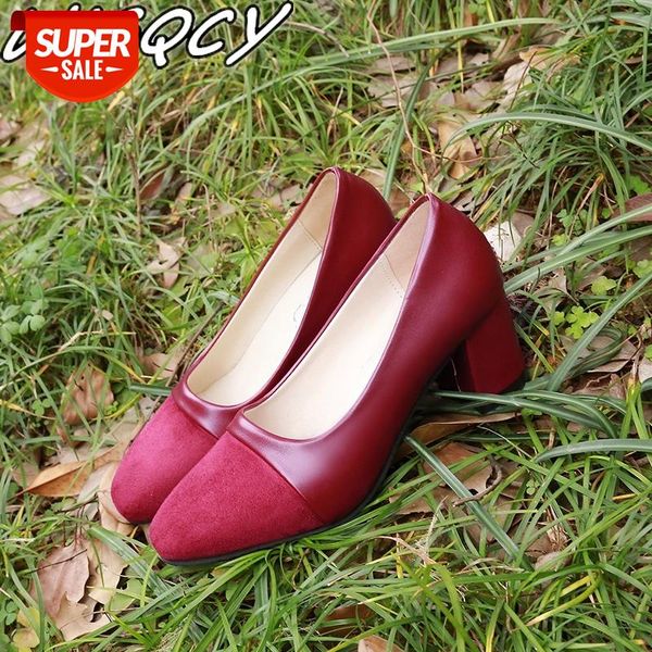 2020 new red bottom high heels shallow pointed toe square heel wedding party luxury shoes women korean summer zapatos de mujer #hh6i, Black
2020 new red bottom high heels shallow pointed toe square heel wedding party luxury shoes women korean summer zapatos de mujer #hh6i, Black