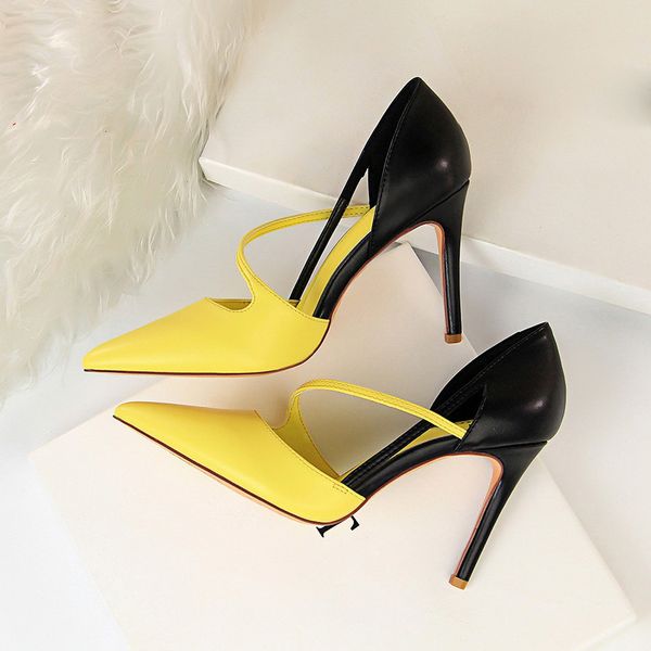 2020 women summer 9.5cm high heels sandals yellow fetish strap red stripper pumps female scarpins valentine hollow shoes t200529, Black
2020 women summer 9.5cm high heels sandals yellow fetish strap red stripper pumps female scarpins valentine hollow shoes t200529, Black