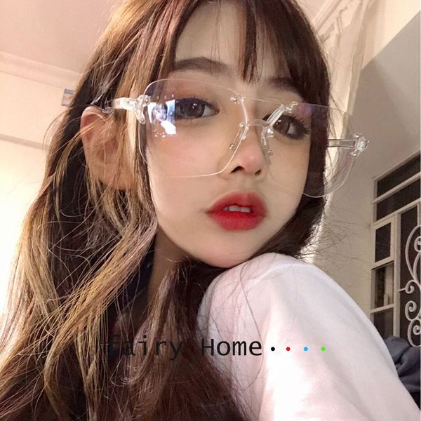 new style irregular trimming transparent star fashion big frame red glasses for men and women, White;black
new style irregular trimming transparent star fashion big frame red glasses for men and women, White;black