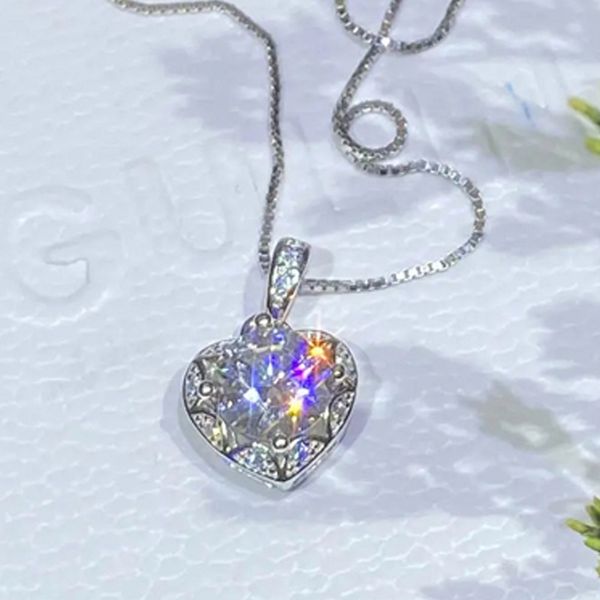 mozanstone pendant love heart-shaped necklace female classic diamond peach heart accessories mozambique, Silver
mozanstone pendant love heart-shaped necklace female classic diamond peach heart accessories mozambique, Silver