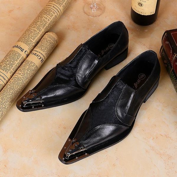 2020 retro horsehair pointed iron head british style stage oxford shoes black pointed slip on genuine leather shoes men dropship
2020 retro horsehair pointed iron head british style stage oxford shoes black pointed slip on genuine leather shoes men dropship