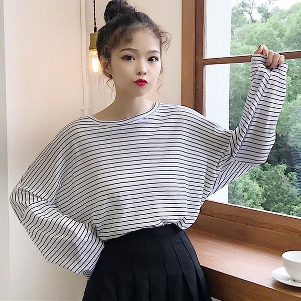 oversized t-shirts women striped long sleeve o-neck simple korean loose t shirt fashion womens clothing all-match white tee 1
oversized t-shirts women striped long sleeve o-neck simple korean loose t shirt fashion womens clothing all-match white tee 1